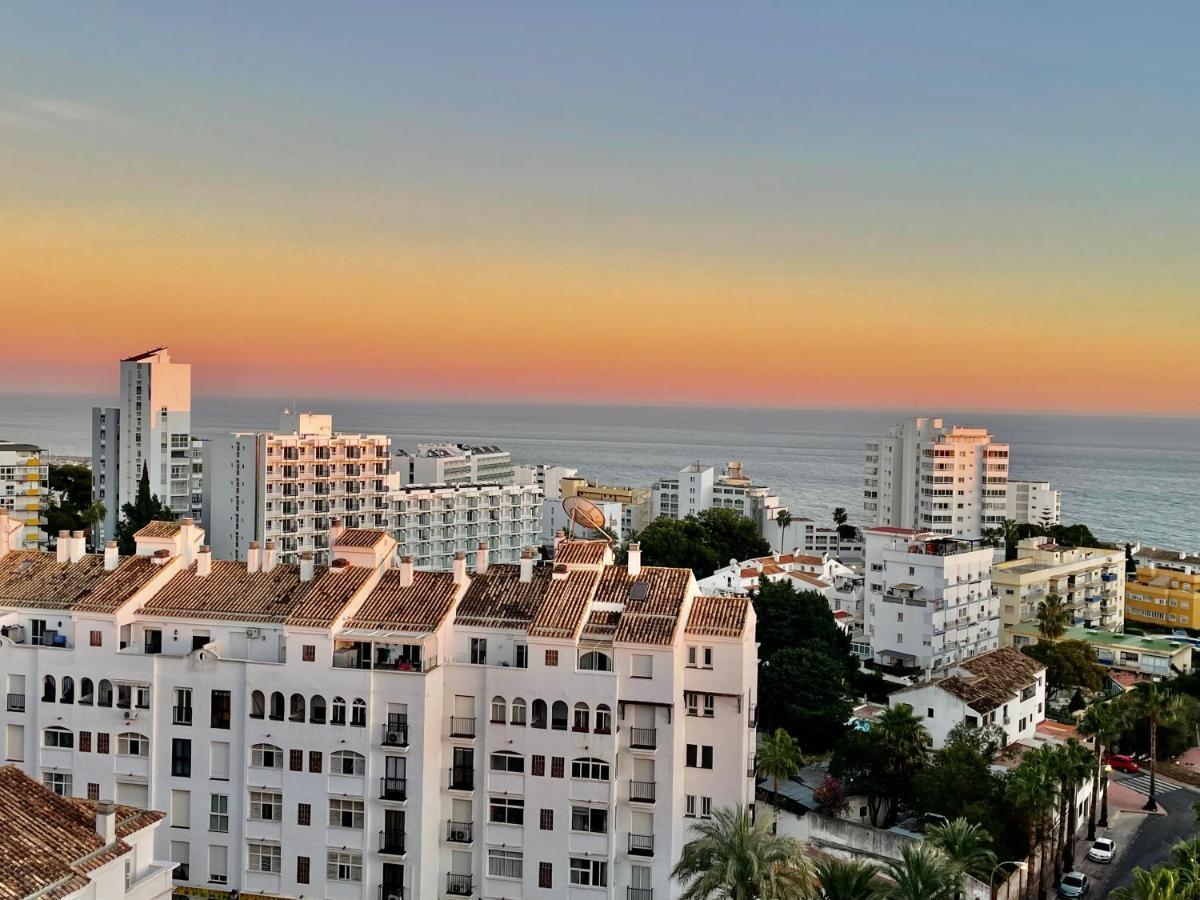 Luxury Suites Minerva Beach Бенальмадена Экстерьер фото